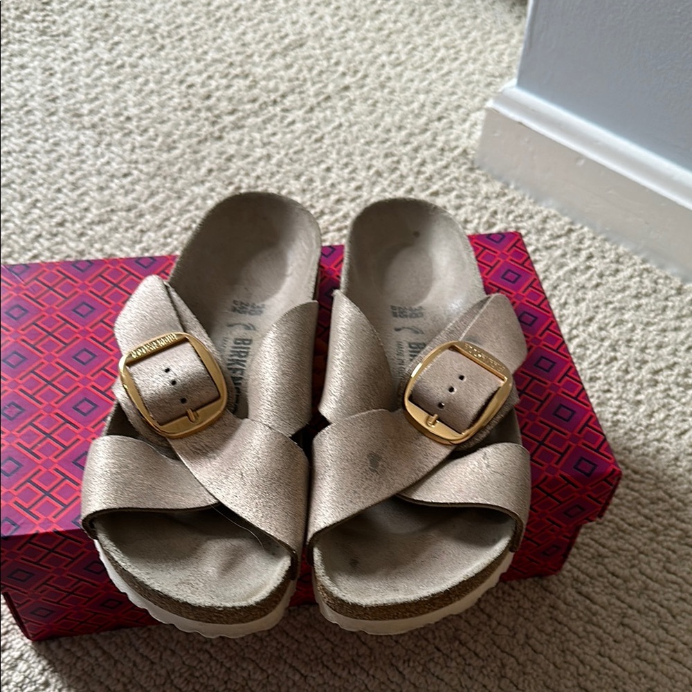Birkenstock Taupe Sandals with Gold Buckle